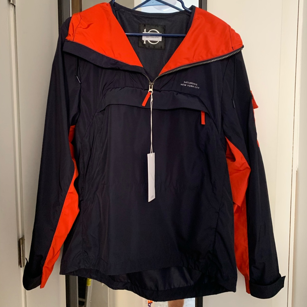 Great windbreaker, just a little big